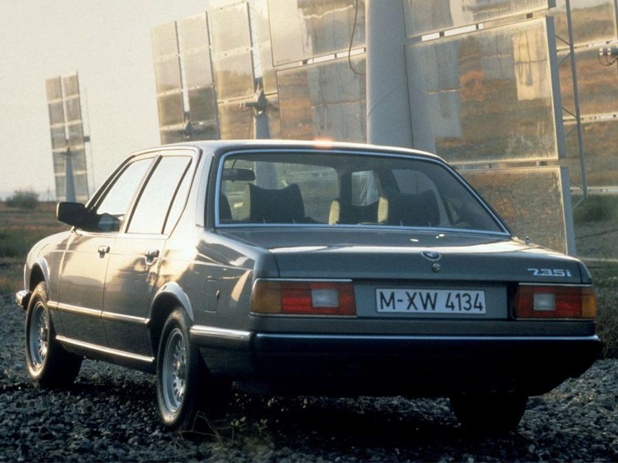  BMW 735i 1979 года  (фото 4 из 4)